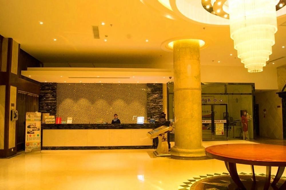 New Zhongxun Business Hotel Yueyang Esterno foto
